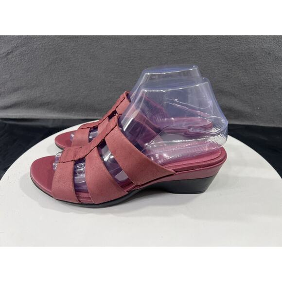 Clarks Strappy Slip On Sandals Women Size 7 Rose Mauve Leather Low Heel Comfort - Picture 6 of 15